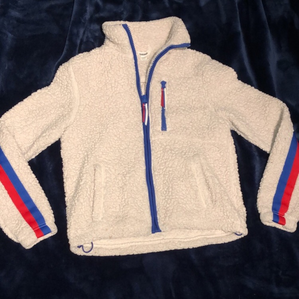 A cute zip up sweater that is super warm and comfy